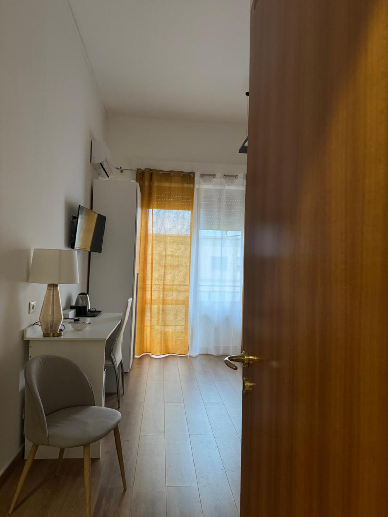 Crispi 120 Rooms New Opening Palermo Luaran gambar